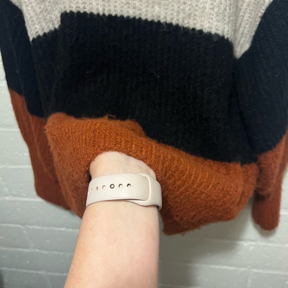 Express Colorblocked Sweater - Picture 7 of 7